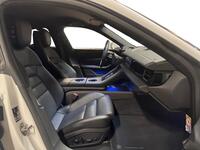 Porsche Taycan vaihtoauto