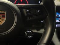 Porsche Taycan vaihtoauto