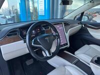 Tesla Model X vaihtoauto