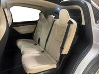 Tesla Model X vaihtoauto