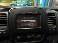 Opel Vivaro vaihtoauto