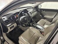 Honda Accord vaihtoauto