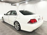 Toyota Crown vaihtoauto