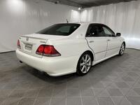 Toyota Crown vaihtoauto