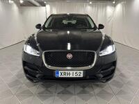 Jaguar F-PACE vaihtoauto