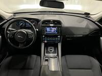 Jaguar F-PACE vaihtoauto