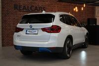 BMW iX3 vaihtoauto