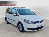 Volkswagen Touran vaihtoauto