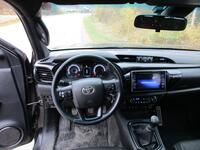 Toyota Hilux vaihtoauto