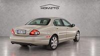 Jaguar X-Type vaihtoauto