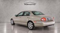 Jaguar X-Type vaihtoauto