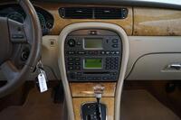 Jaguar X-Type vaihtoauto