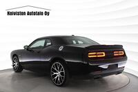 Dodge Challenger vaihtoauto