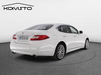 Nissan Fuga vaihtoauto