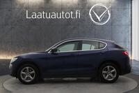 Alfa Romeo Stelvio vaihtoauto