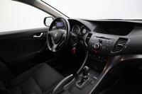 Honda Accord vaihtoauto