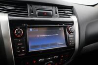 Nissan Navara vaihtoauto