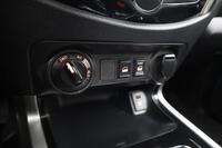 Nissan Navara vaihtoauto