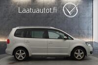 Volkswagen Touran vaihtoauto