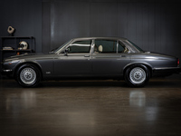 Daimler Double Six vaihtoauto