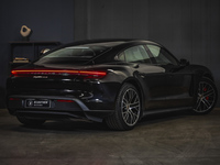 Porsche Taycan vaihtoauto