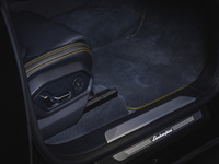 Lamborghini Urus vaihtoauto