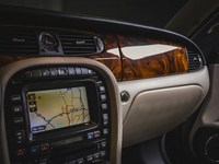 Jaguar XJR vaihtoauto