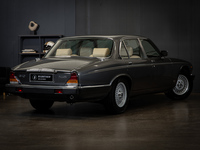Jaguar Daimler vaihtoauto