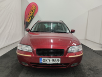 Volvo V70 vaihtoauto