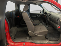 Nissan Navara vaihtoauto