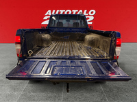 Nissan NP300 vaihtoauto