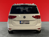 Volkswagen Touran vaihtoauto