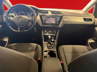 Volkswagen Touran vaihtoauto