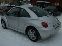 Volkswagen New Beetle vaihtoauto