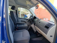 Volkswagen Caravelle vaihtoauto