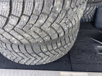 Mitsubishi Grandis vaihtoauto