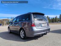 Mitsubishi Grandis vaihtoauto