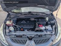 Mitsubishi Grandis vaihtoauto