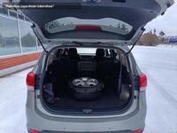 Kia Carens vaihtoauto