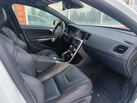 Volvo V60 Cross Country vaihtoauto