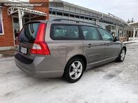 Volvo V70 vaihtoauto