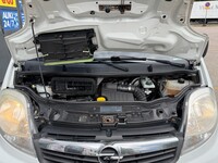 Opel Vivaro vaihtoauto