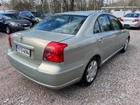 Toyota Avensis vaihtoauto