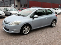 Toyota Auris vaihtoauto