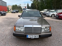Mercedes-Benz 200 vaihtoauto