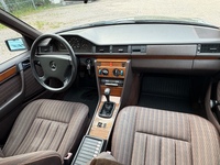 Mercedes-Benz 200 vaihtoauto