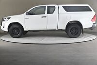 Toyota Hilux vaihtoauto