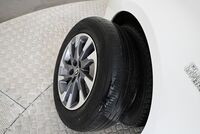 Toyota Prius Plug-in vaihtoauto