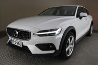 Volvo V60 Cross Country vaihtoauto