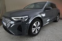 Audi Q8 e-tron vaihtoauto